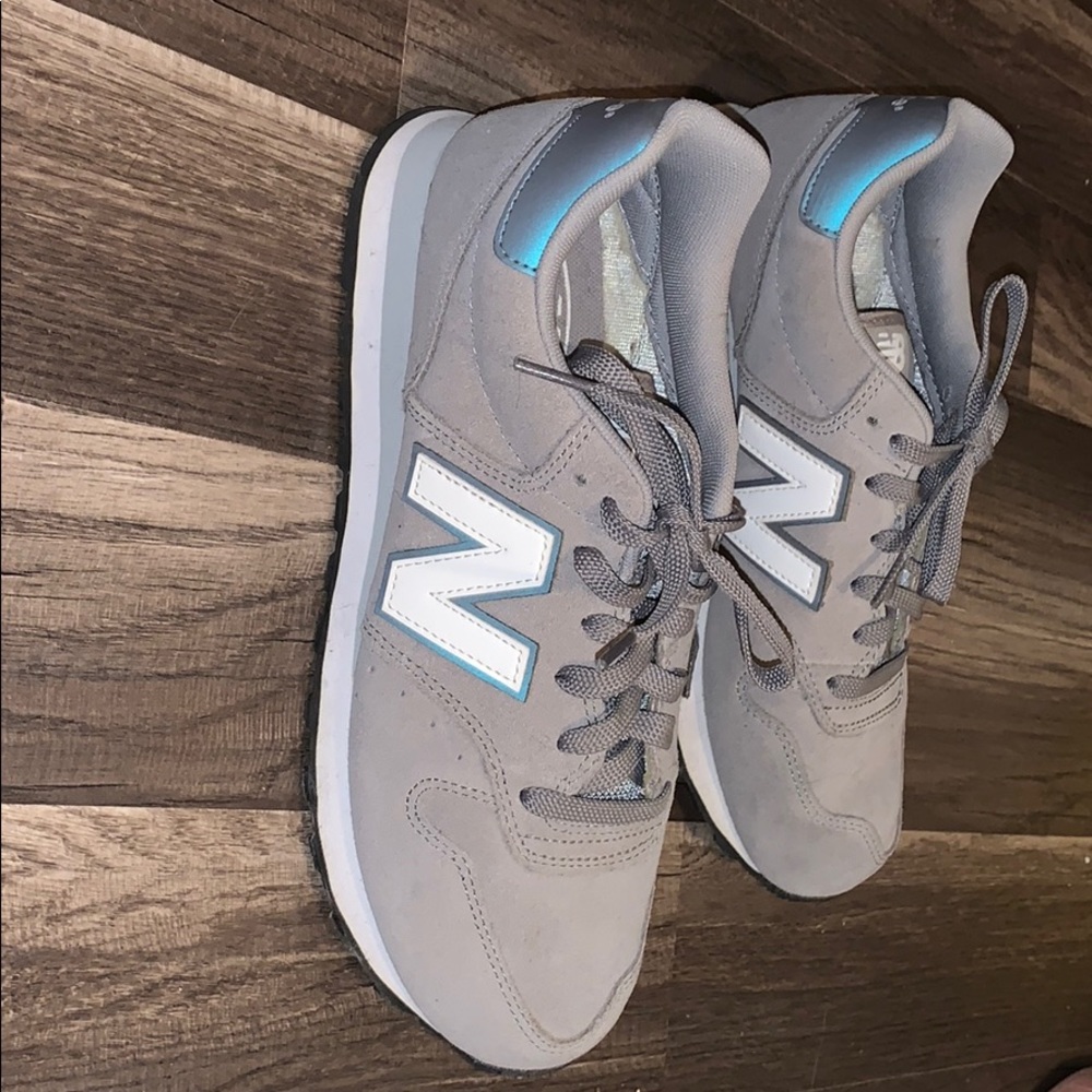 New balance shoes